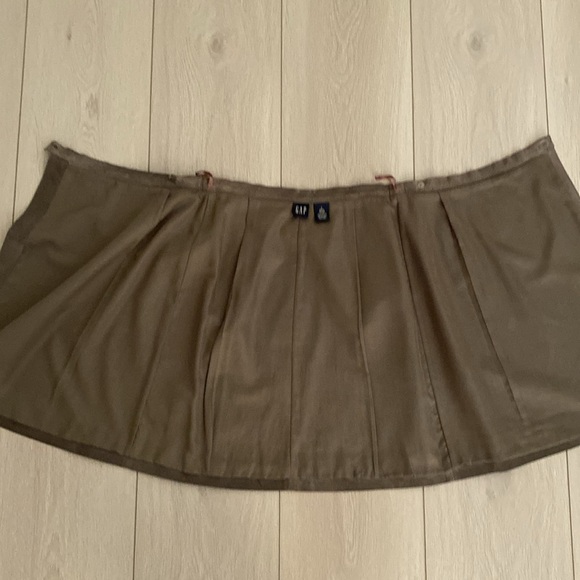 Grey Suede Skirt - Picture 4 of 10